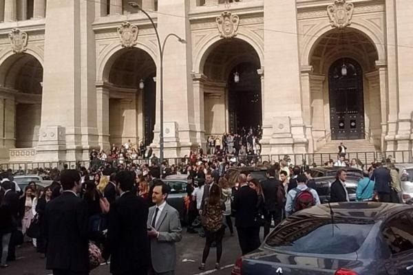 Evacuaron el Palacio de Justicia por amenazas de bomba - Política Argentina