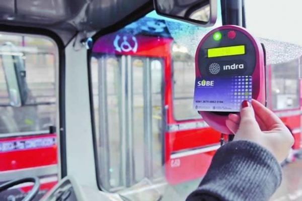 Golpe al bolsillo: volvió a aumentar el transporte público - Política ...