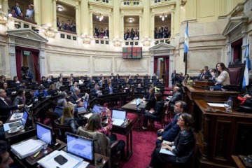 Foto de Ignacio Torres adelant cmo votarn la Ley de Bases los senadores de la Patagonia
