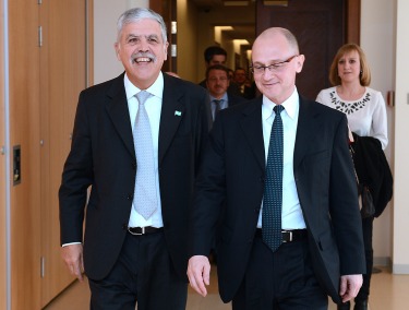 Julio De Vido junto al presidente de Rosatom, Sergei Kirienko.