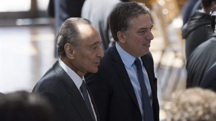 Magnetto junto al ministro de Hacienda, Nicol&aacute;s Dujovne