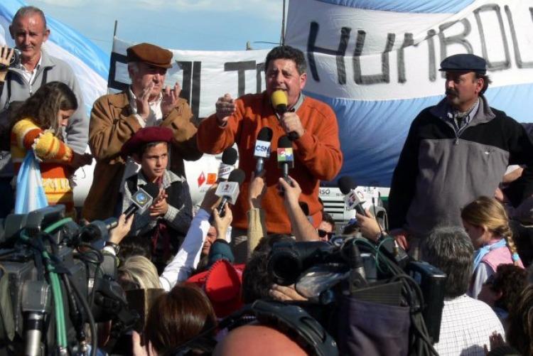 En modo ruralista cortando rutas en 2008 contra las retenciones