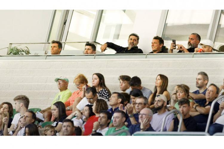 Angelici y Bragarnik en el palco del Elche