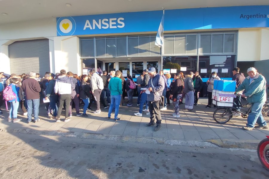 Anses lanzará créditos para trabajadores y jubilados