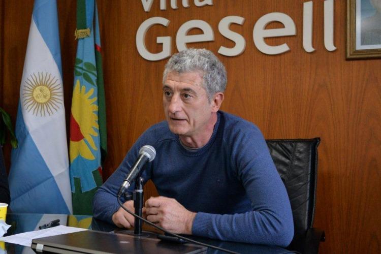 Barrera analizó la situación del peronismo luego de la reunión del PJ  bonaerense y criticó las políticas de Milei contra el turismo - Poltica  Argentina