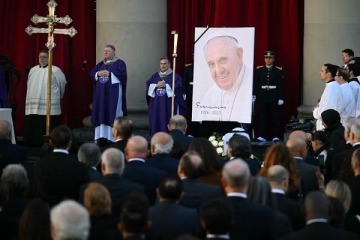 Buenos Aires despide al Papa Francisco con una misa en la Catedral y una peregrinación