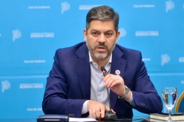 Bianco anunció la firma del convenio con el Correo Argentino para los comicios de septiembre