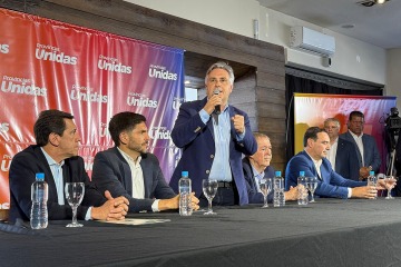 Guiño a la industria: Provincias Unidas refuerza su presencia federal en un acto junto al presidente de Aluar