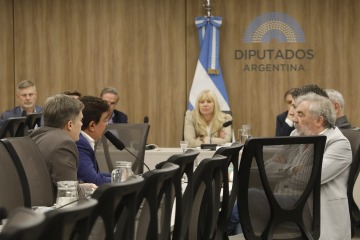 Espinoza: Está empezando a sentirse fuerte el hambre en el país