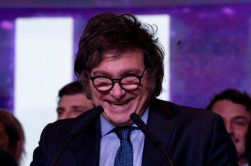 Jubilaciones en la mira: Milei analiza un sistema jubilatorio basado en bonos financieros