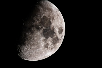 Estados Unidos y China trasladan su disputa a la Luna