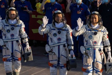 China planea enviar astronautas a misiones espaciales de un a&ntilde;o