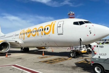 &iquest;Qu&eacute; pasa con Flybondi? Opera con un solo avi&oacute;n y crecen las cancelaciones
