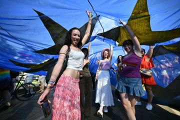 Foto de Marcha del Orgullo en Budapest: primera multitudinaria celebraci�n tras la ca�da de Orb�n