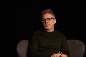 Nicol&aacute;s Freibrun: "Las posiciones pol&iacute;ticas de Borges no se agotan en la discusi&oacute;n con el peronismo"