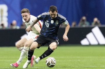 Argentina dio vuelta un partidazo ante Inglaterra y jugar&aacute; la final del Mundial frente a Espa&ntilde;a
