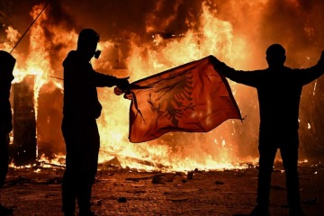 Foto de Albania: protestas estudiantiles contra la corrupci�n y el desempleo