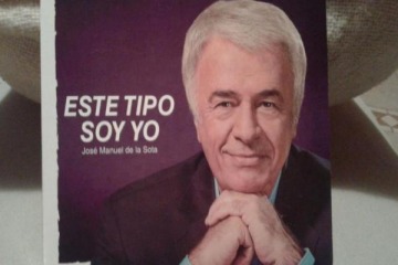 Un ex pre candidato a Presidente grabó un disco de boleros