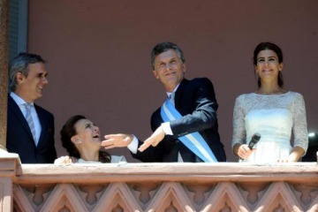 Macri bailó y Michetti hizo karaoke en el balcón de la Rosada