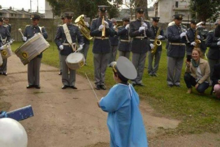 Una banda del Ejército durante el Bicentenario. Ahora, convocan a una de Fuerza Aérea.