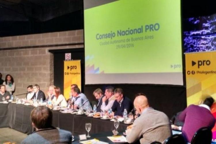 Reunión del Consejo Nacional PRO en abril de este año.