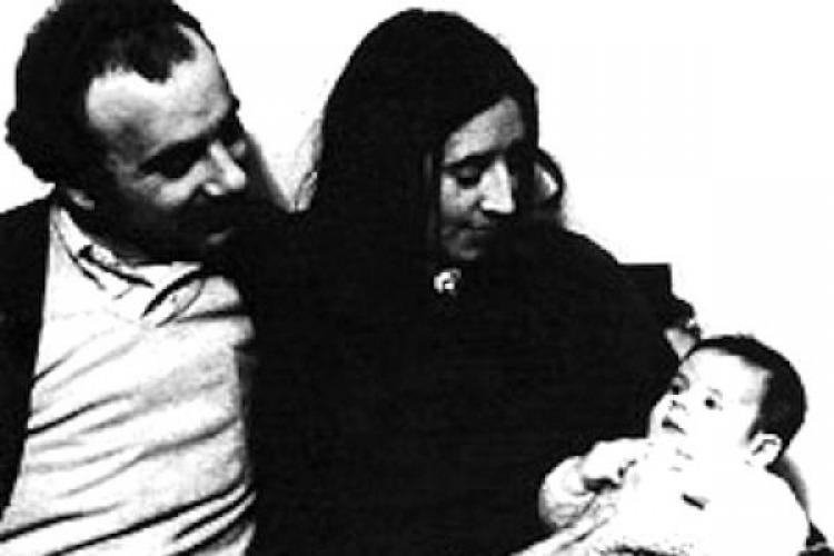 Domingo Menna y Ana María Lanzillotto con su hijo mayor, Ramiro.