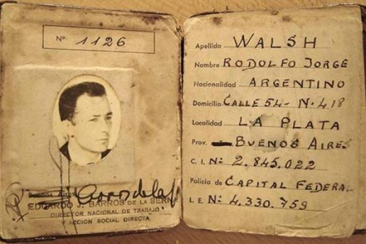 Carnet nacional de periodista de Rodolfo Walsh.