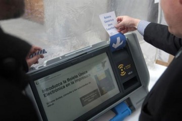 Neuquén acordó aplicar el voto electrónico con una empresa denunciada por usar un sistema vulnerable