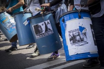 Los docentes movilizaron a Plaza de Mayo en el comienzo de 72 horas de paro