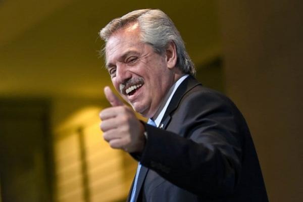#AlbertoCumple: celebración y saludos al Presidente en las redes ...