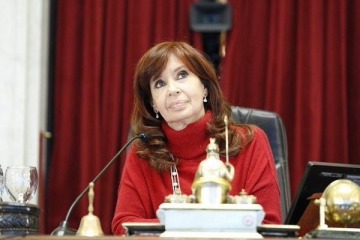Cristina reactiva el Senado con un llamado a sesión y un informe de gestión de Manzur