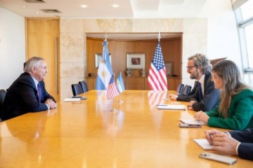 Foto de Santiago Cafiero se reunió con el embajador de EEUU de cara a la reunión bilateral entre Alberto Fernández y Joe Biden