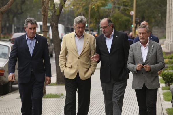 La Mesa de Enlace ratificó el paro del campo pese a las medidas del Gobierno