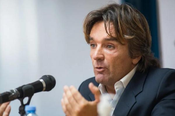 Renunció Adrián Cosentino, el titular de la Comisión Nacional de Valores