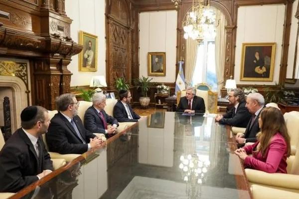 Alberto Fernández recibió a las nuevas autoridades de la AMIA
