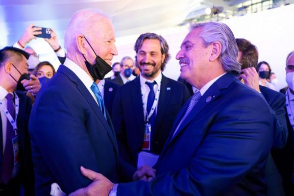 Expectativas en el Gobierno por la reunión bilateral con Biden, a la que se suma Silvina Batakis