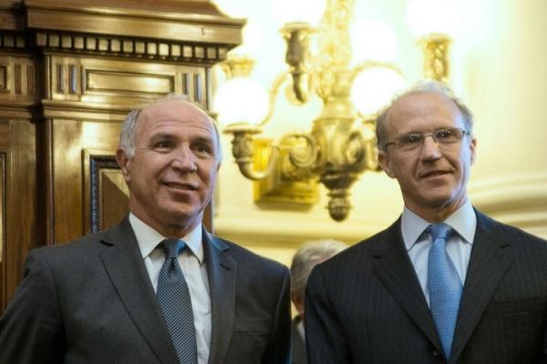 Mientras se debate la Corte, Rosenkrantz de vacaciones en EEUU y Lorenzetti en Inglaterra