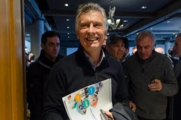 Macri rechazó el dólar-soja y pidió volver al "rumbo de los ´90" con Menem