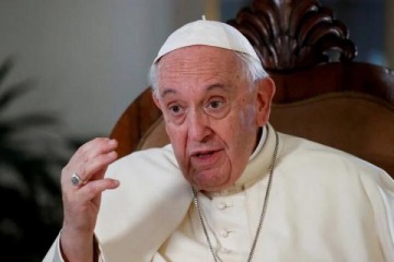 El Papa Francisco sorprendió con una posible renuncia al pontificado: "La puerta esta abierta, no sería una catástrofe"