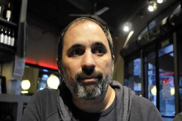 Ex funcionario de Macri banalizó la agresión al ingreso de Massa: "Ah pero el canillita"