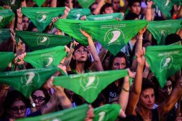 A casi dos años de la legalización del aborto, dos municipios bonaerenses aún no aplicaron la norma 