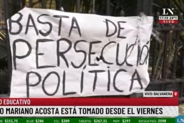 Rossi quiso corregir un cartel de la toma del colegio Mariano Acosta: estaba bien escrito