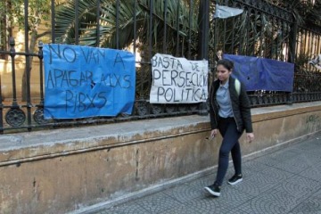 Tomas de colegios: denuncian de Larreta usa a la policía para apretar estudiantes y padres