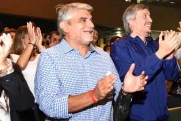 El ministro de Trabajo bonaerense busca mejorar salarios de los municipales con impulso de Máximo Kirchner