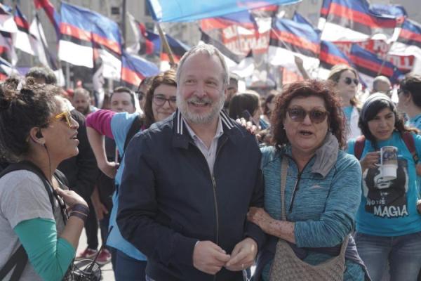 "Reafirmación de la lealtad y compromiso con un futuro más justo para todos": Sabbatella sobre la marcha por el 17 de octubre