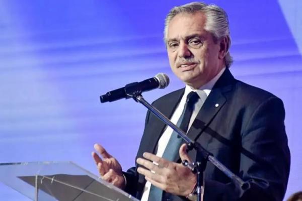 Alberto lanza el plan de conectividad satelital en centros de atención primaria de la salud