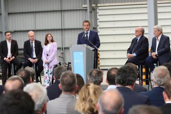 El Gobierno anunció un programa de créditos para pymes de 500.000 millones de pesos