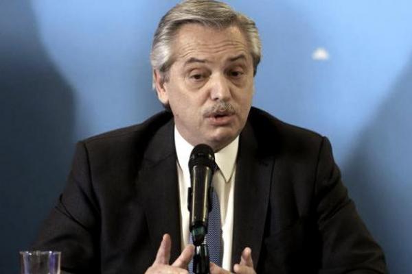 Desde Indonesia, Alberto Fernández fustigó a Luis juez