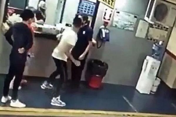 Juicio contra el joven que golpeó al playero: piden que sea condenado por tentativa de homicidio