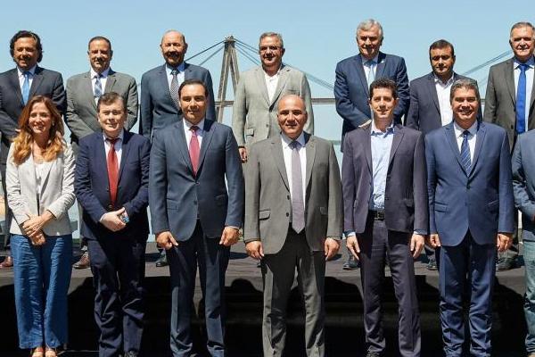 Sin Alberto, Wado y Manzur ratificaron la descentralización de la fabricacion de documentos para todo el Norte Grande